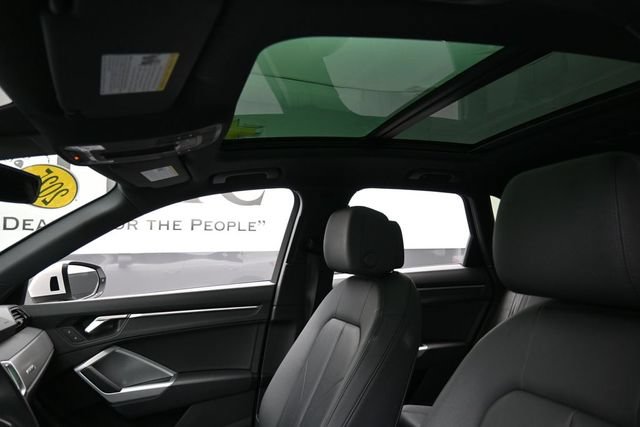 Used 2025 Audi Q3 2.0T Premium AWD/4WD image 19