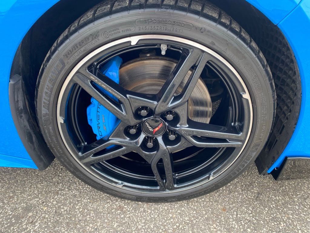 Used 2020 Chevrolet Corvette Stingray Premium Cpe w/ 3LT Preferred Equipment Group image 30