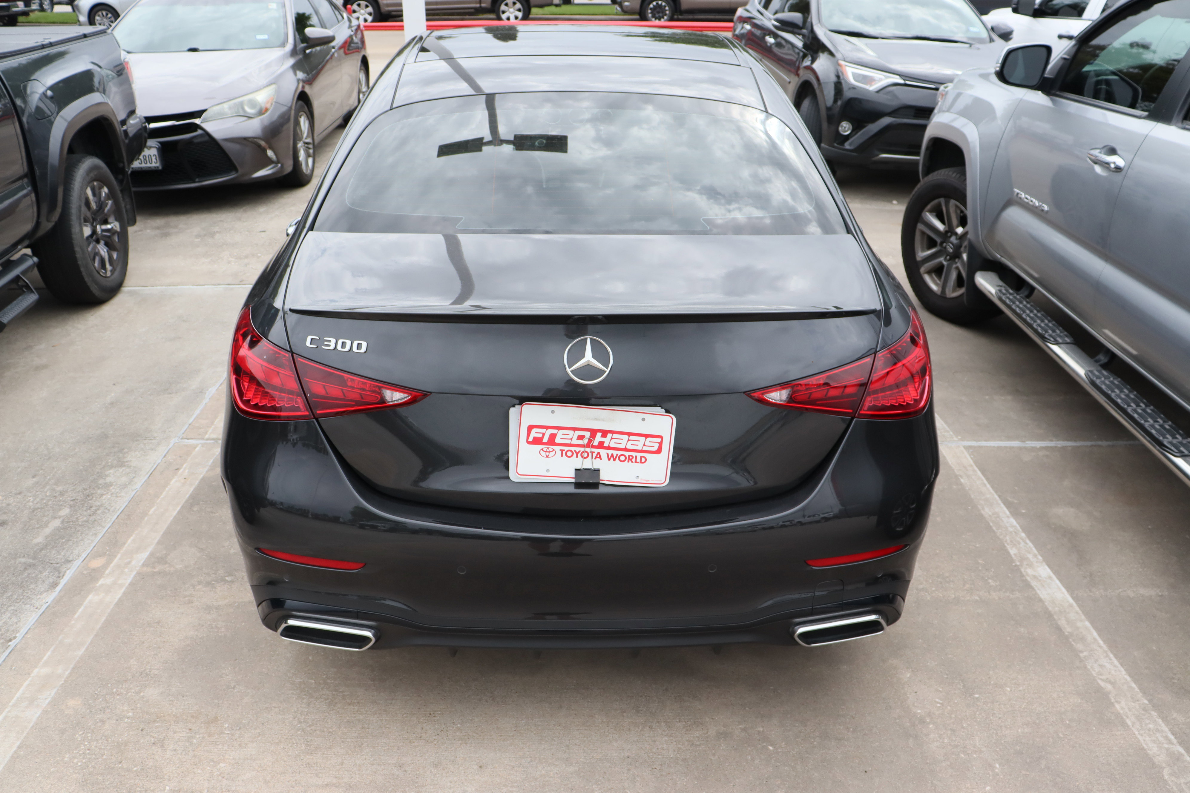 Used 2024 Mercedes-Benz C 300 Sedan image 9