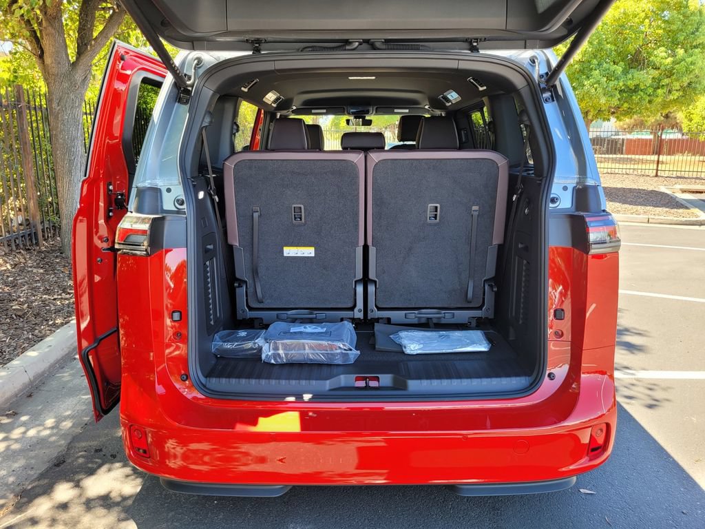 New 2025 Volkswagen ID. Buzz Pro S Plus RWD image 27