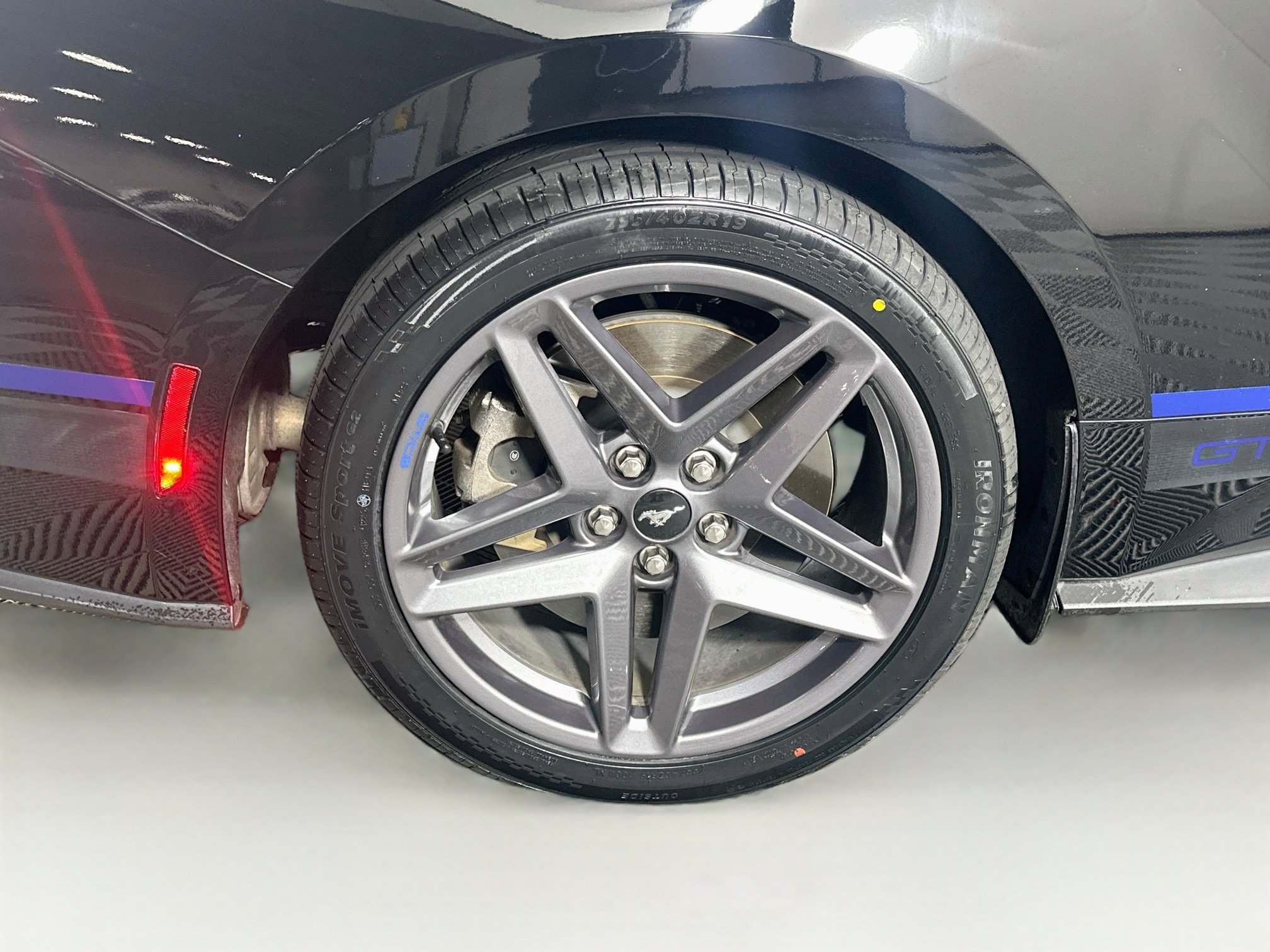 Used 2024 Ford Mustang GT Premium RWD image 11