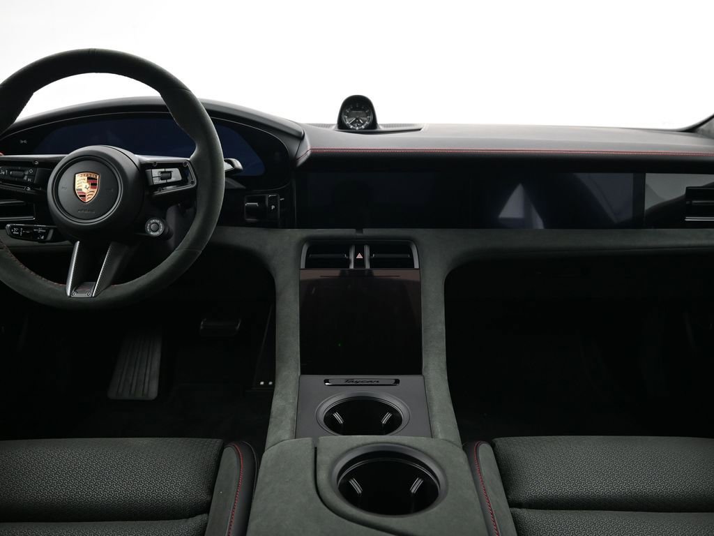 New 2026 Porsche Taycan GTS AWD/4WD image 9