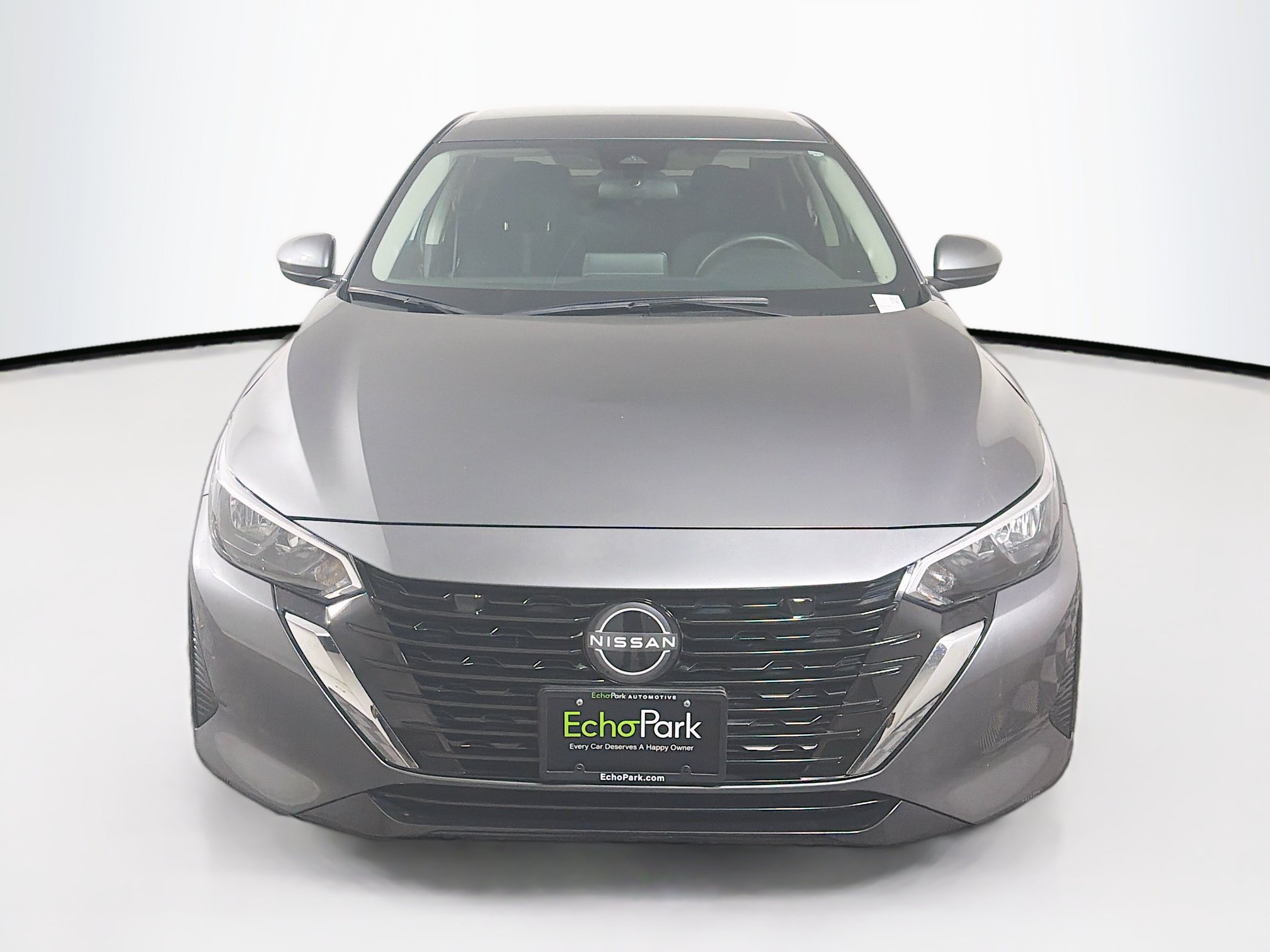 Used 2024 Nissan Sentra SV FWD image 2
