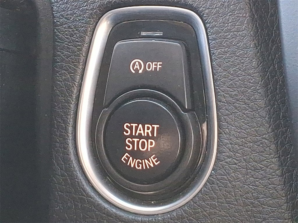 Used 2013 BMW 328i xDrive Sedan image 24