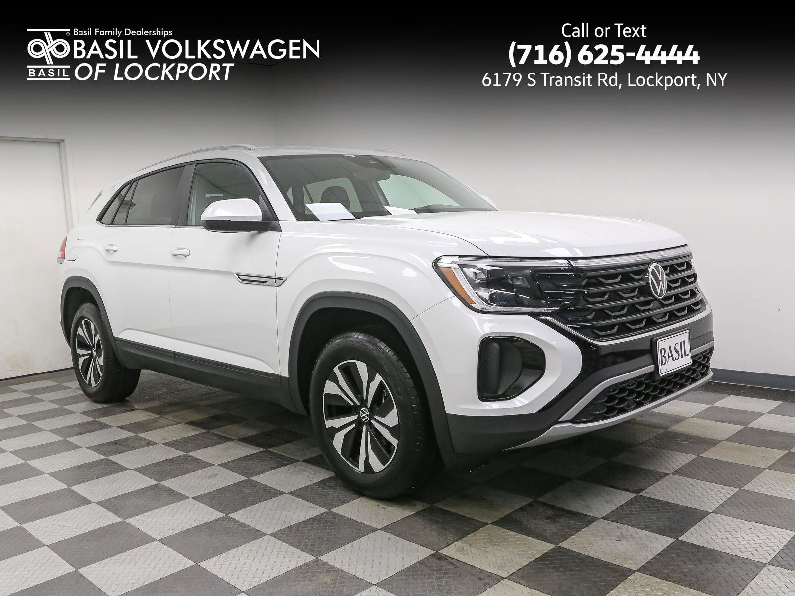 New 2026 Volkswagen Atlas Cross Sport SE image 1