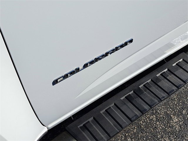 Used 2022 Chevrolet Colorado LT w/ LT Convenience Package image 9