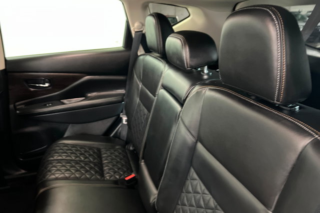Used 2023 Nissan Murano Platinum w/ Cargo Package FWD image 20