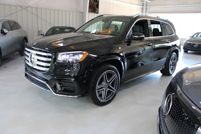 Used 2024 Mercedes-Benz GLS 450 4MATIC w/ AMG Line Exterior image 44
