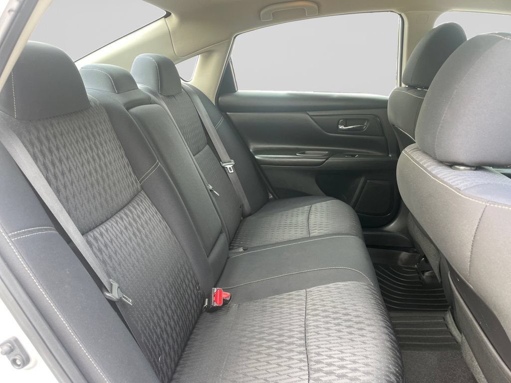 Used 2017 Nissan Altima 2.5 S w/ Power Driver Seat Package FWD image 14