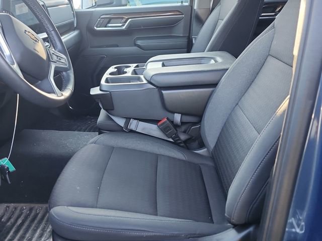 Used 2024 Chevrolet Silverado 1500 LT AWD/4WD image 5