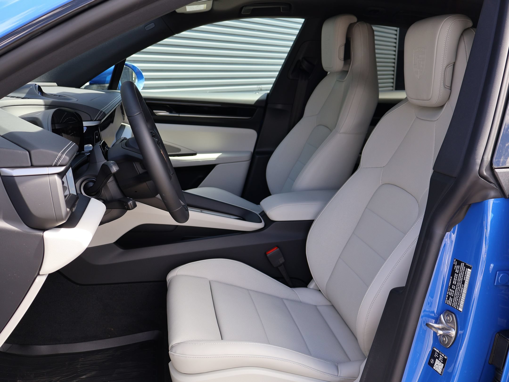 New 2026 Porsche Macan 4 Electric AWD/4WD image 5