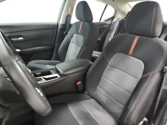 Used 2023 Nissan Sentra SR w/ Midnight Edition Package FWD image 17