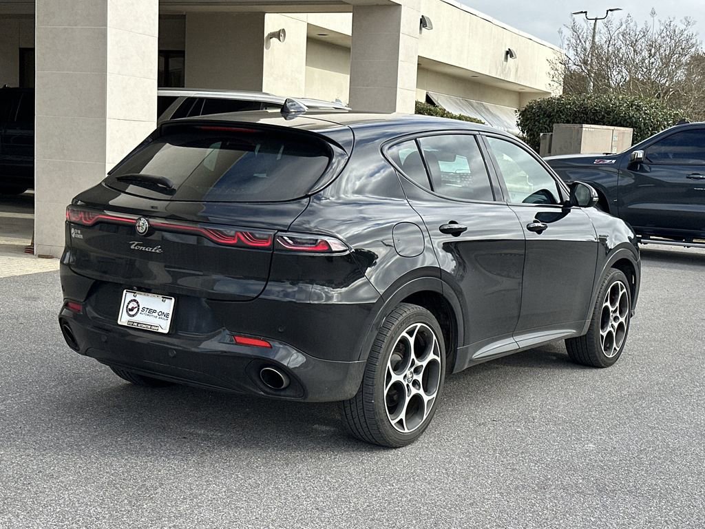 Used 2024 Alfa Romeo Tonale Veloce image 7