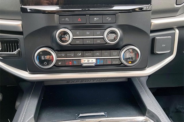 Used 2024 Ford Expedition Max XLT image 34