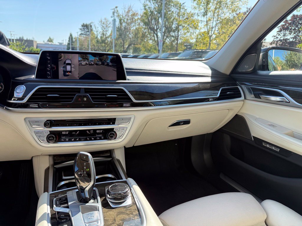 Used 2016 BMW 740i RWD image 25