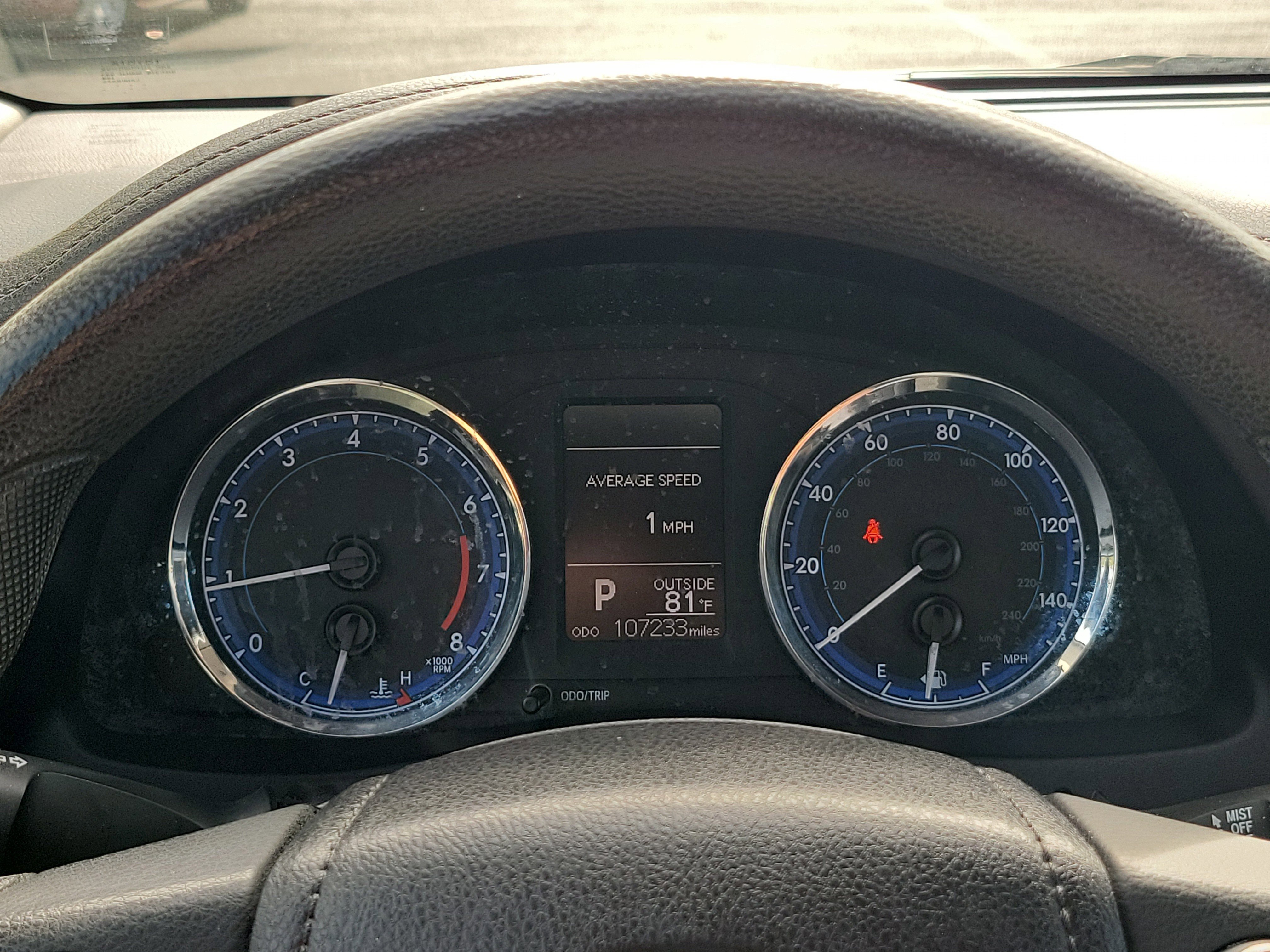 Used 2018 Toyota Corolla LE image 24