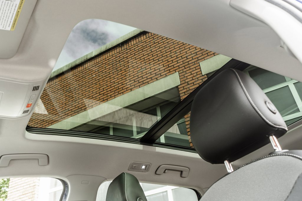 Used 2022 Volkswagen Taos SE image 11