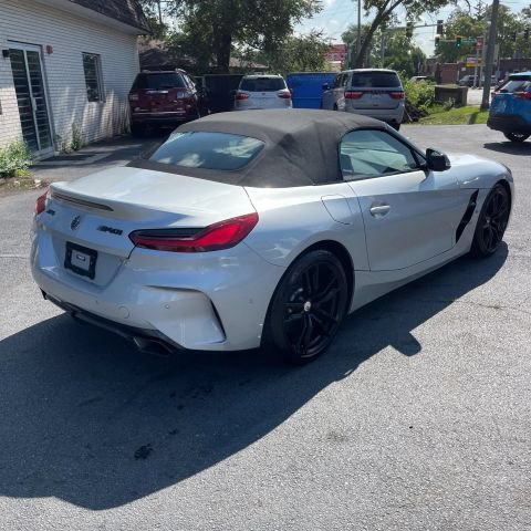 Used 2022 BMW Z4 M40i w/ Premium Package RWD image 8