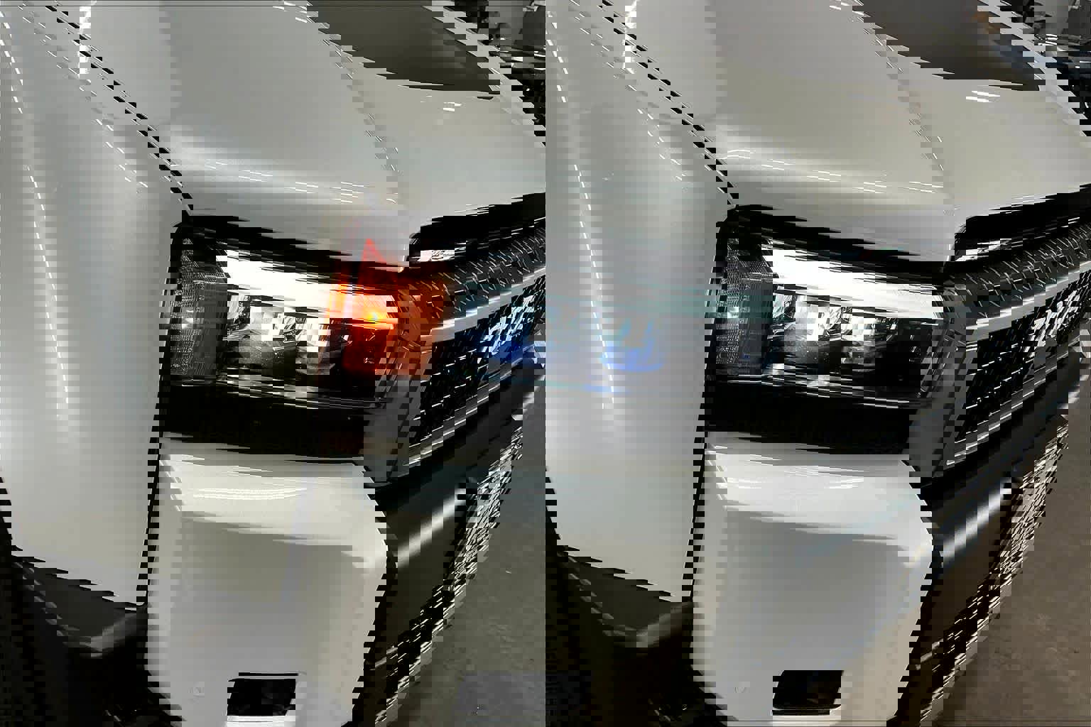 Used 2025 Toyota Land Cruiser image 30