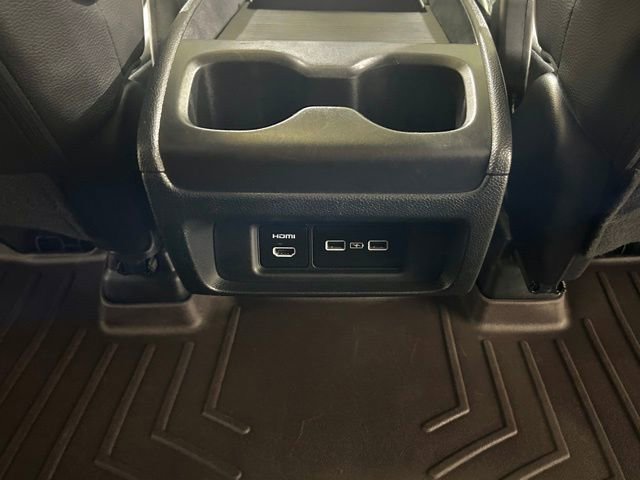 Used 2023 Honda Odyssey Elite image 35