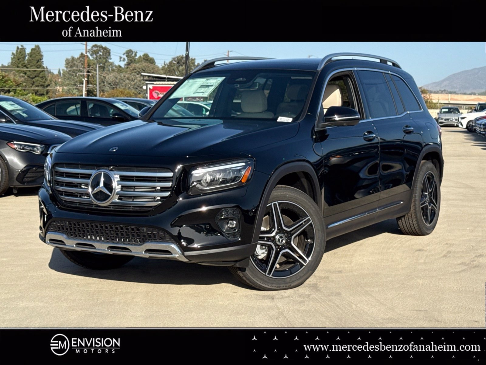 New 2026 Mercedes-Benz GLB 250 4MATIC image 1