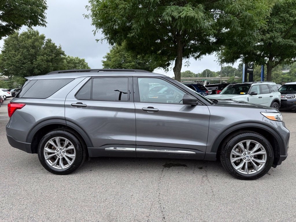Certified 2023 Ford Explorer XLT w/ Equipment Group 202A AWD/4WD image 11