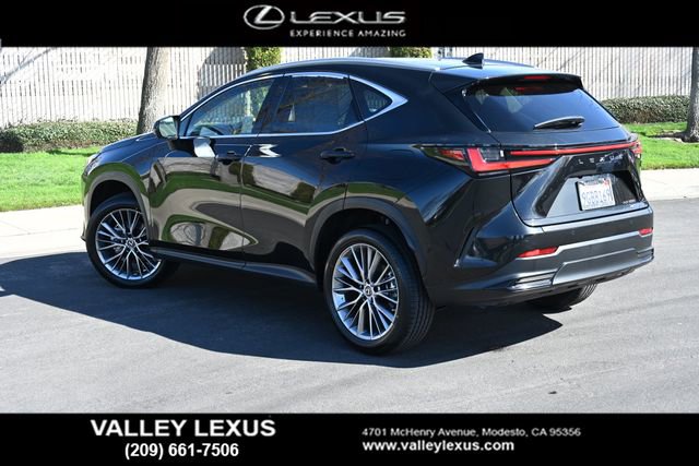 Used 2023 Lexus NX 350 AWD w/ Vision Package image 4