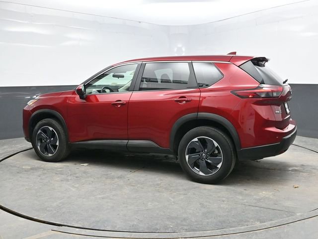 Used 2025 Nissan Rogue SV AWD/4WD image 4