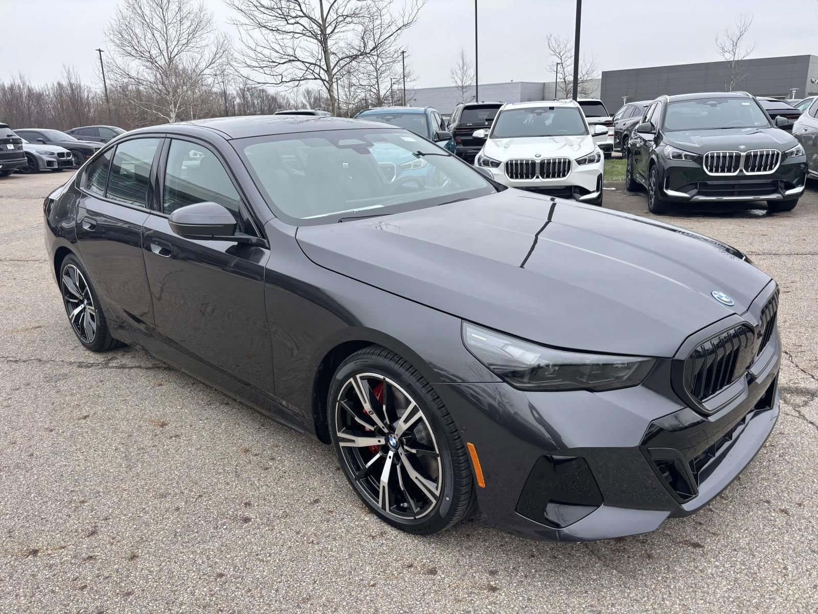 New 2026 BMW 550e xDrive w/ Executive Package AWD/4WD image 3