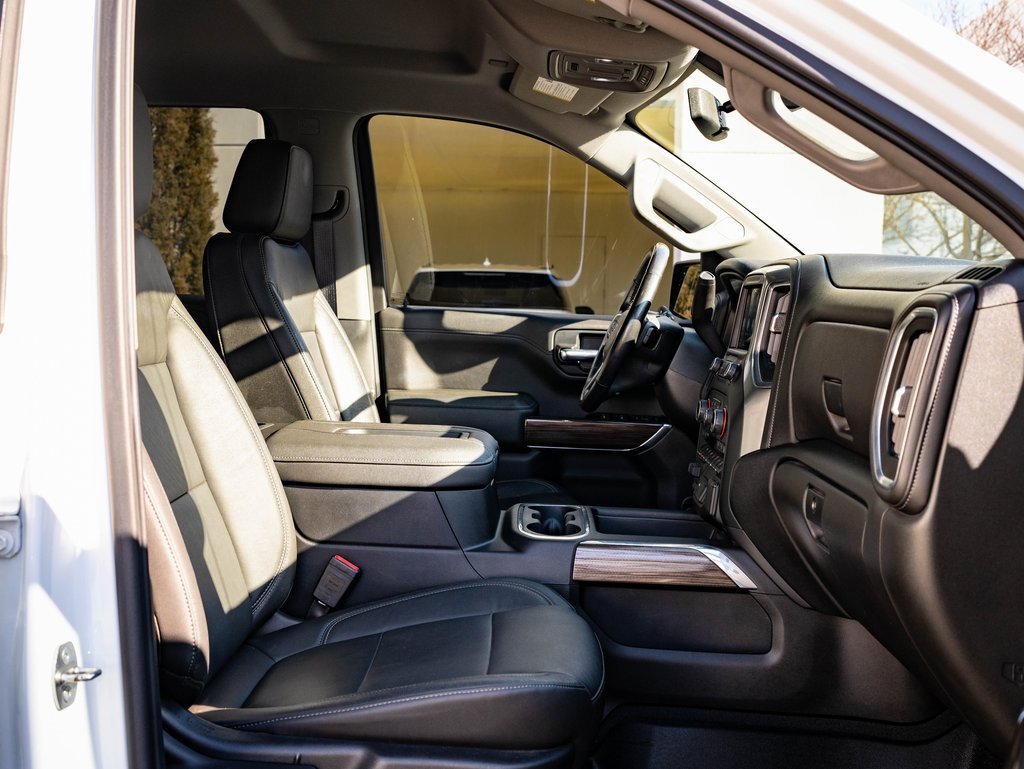 Used 2019 Chevrolet Silverado 1500 RST image 22