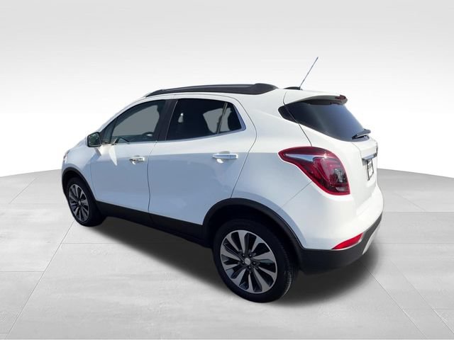 Used 2022 Buick Encore Preferred w/ Safety Package AWD/4WD image 4