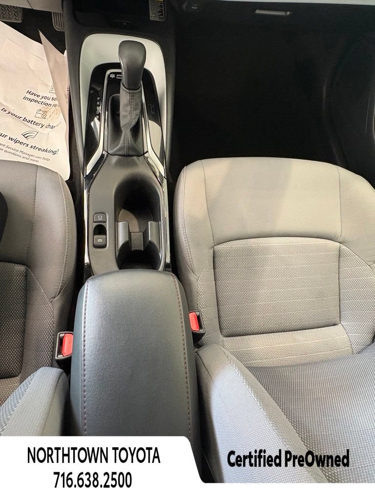 Used 2025 Toyota Corolla SE w/ SE Premium Package FWD image 23