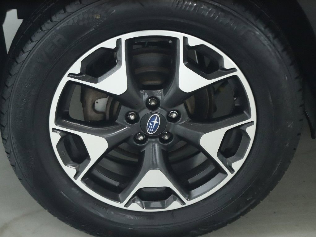 Used 2019 Subaru Crosstrek 2.0i Premium w/ Moonroof Package image 12