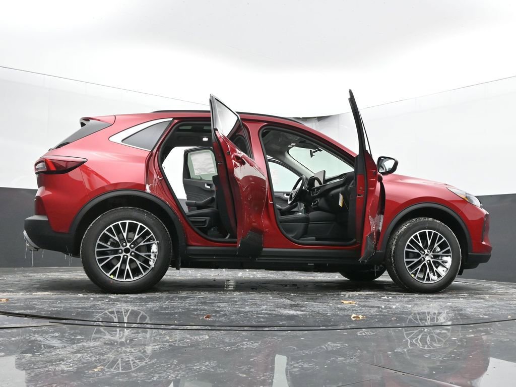 New 2026 Ford Escape SE image 74