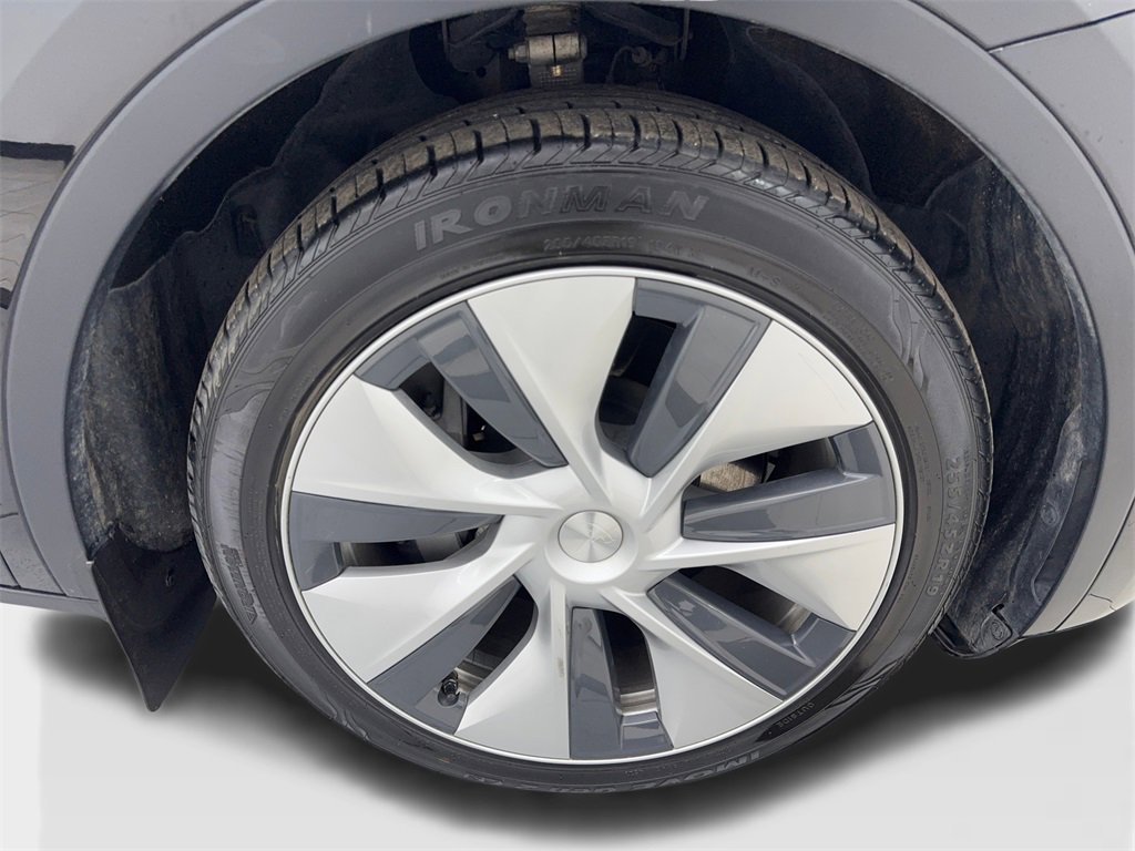 Used 2021 Tesla Model Y Long Range image 81