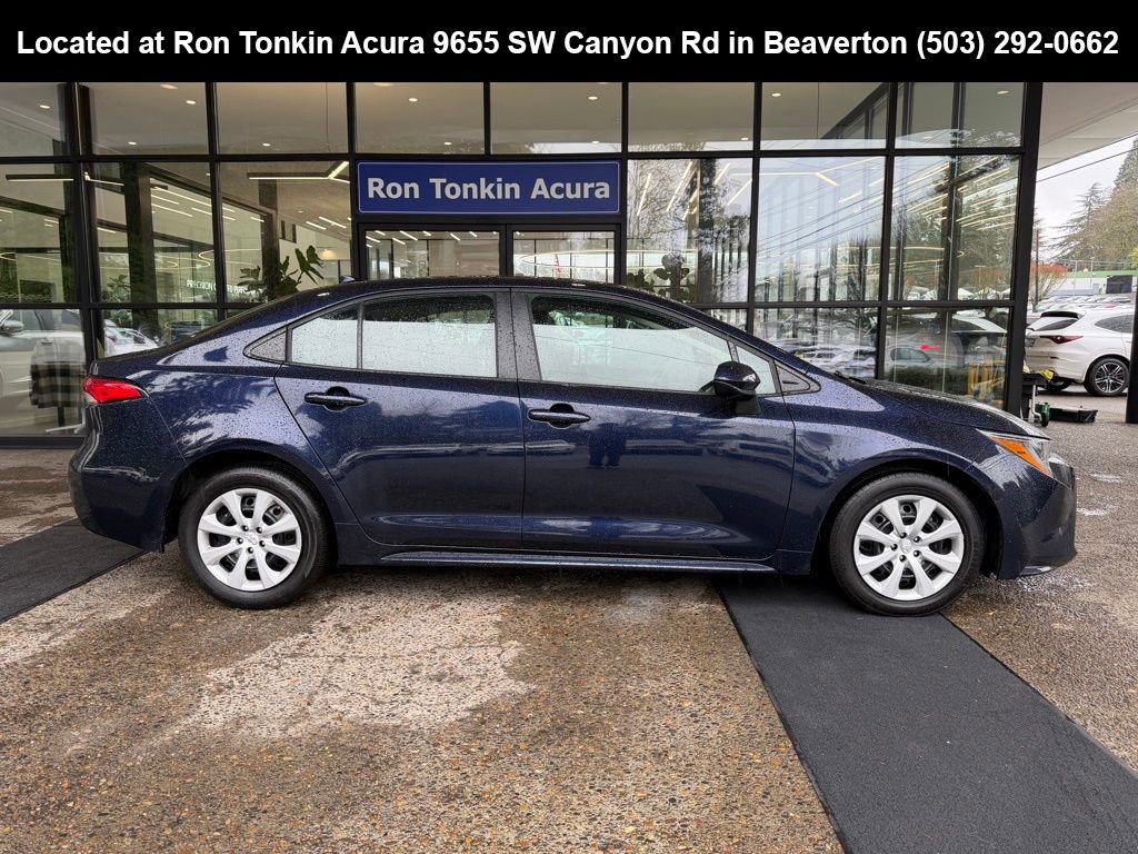 Used 2024 Toyota Corolla LE image 8