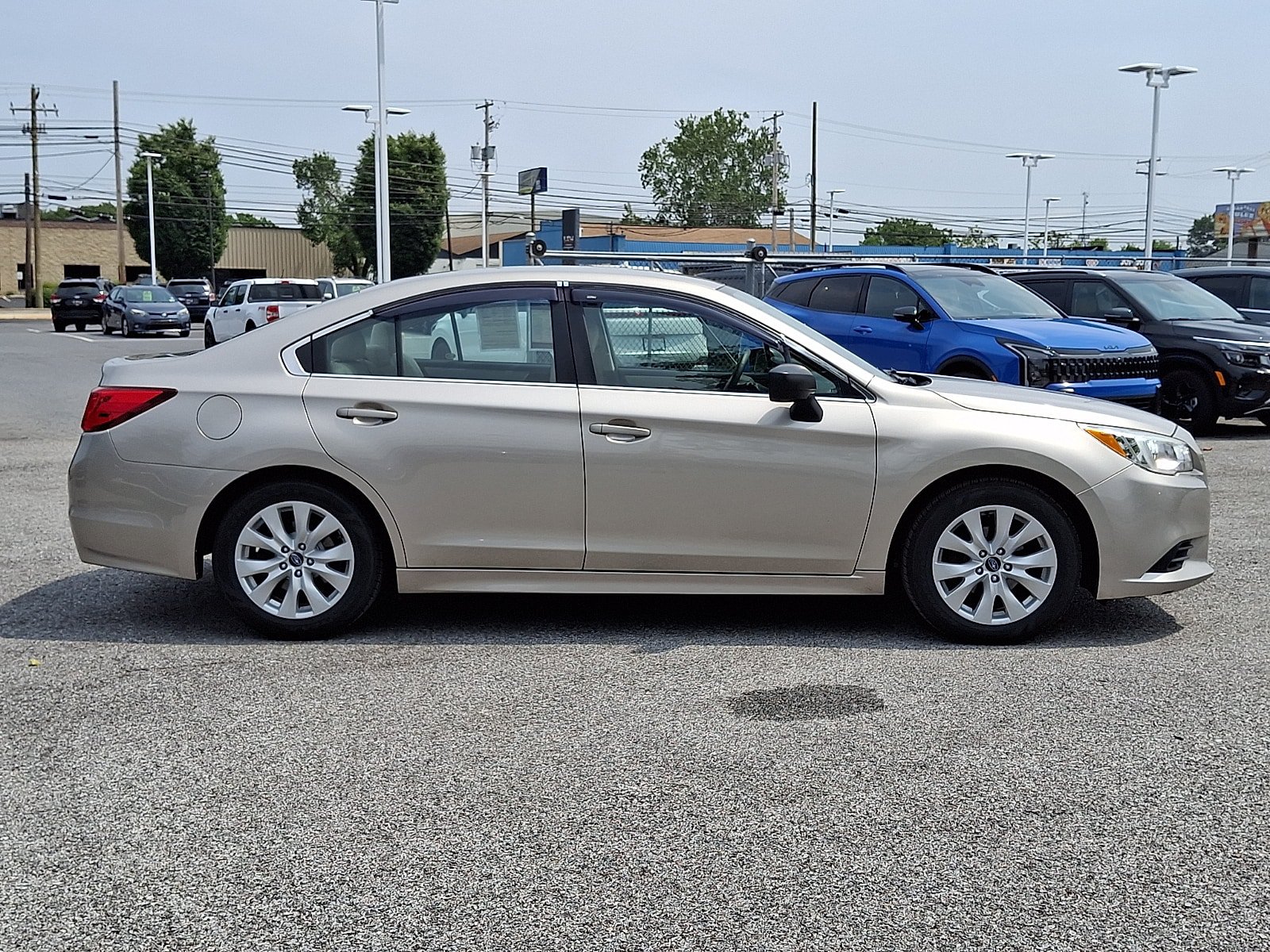 Used 2017 Subaru Legacy 2.5i w/ Alloy Wheel Package AWD/4WD image 4