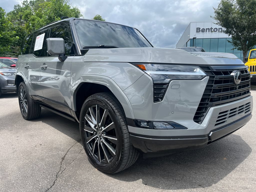 Used 2025 Lexus GX 550 w/ Accessory Package (Z1) AWD/4WD video 3