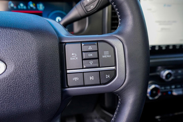 Used 2023 Ford F450 Lariat w/ FX4 Off-Road Package image 40