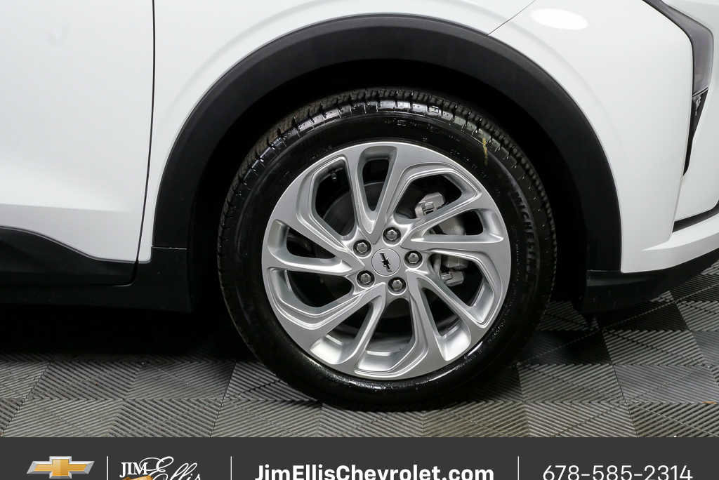 New 2027 Chevrolet Bolt LT w/ Comfort Package image 35