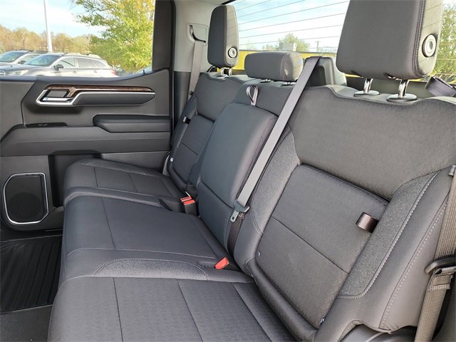 New 2026 GMC Sierra 1500 Elevation image 17