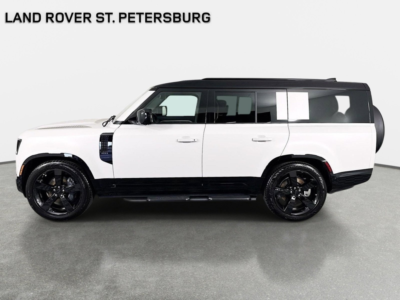Used 2026 Land Rover Defender 130 X-Dynamic SE AWD/4WD image 8