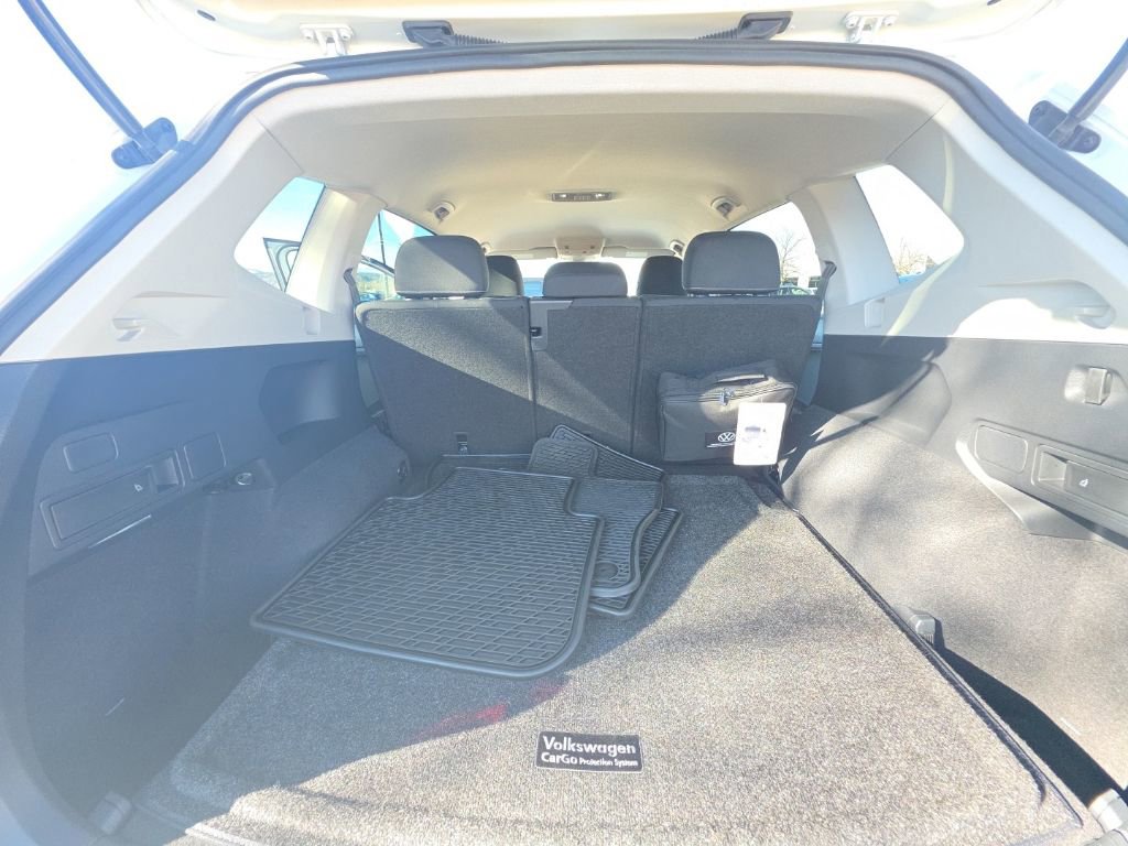 Certified 2022 Volkswagen Tiguan S image 23
