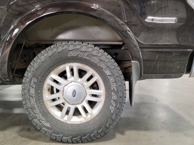 Used 2014 Ford F150 Lariat w/ Equipment Group 502A Luxury AWD/4WD image 14