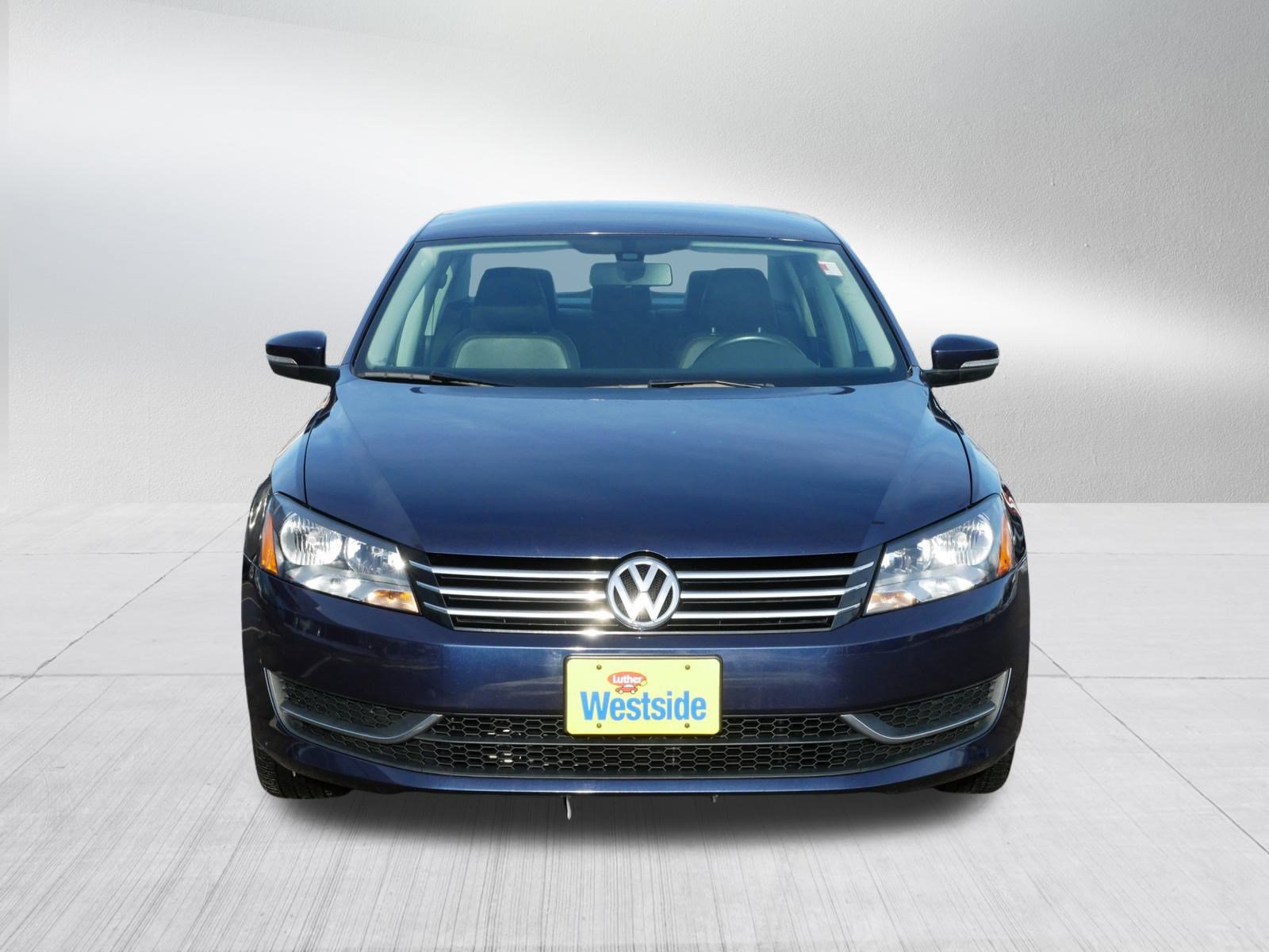 Used 2014 Volkswagen Passat 1.8T Wolfsburg Edition video 2