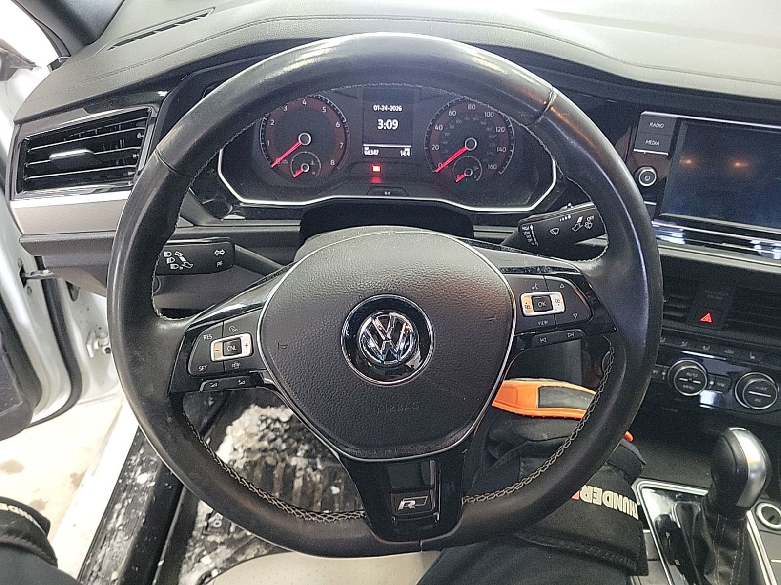 Used 2020 Volkswagen Jetta R-Line image 9