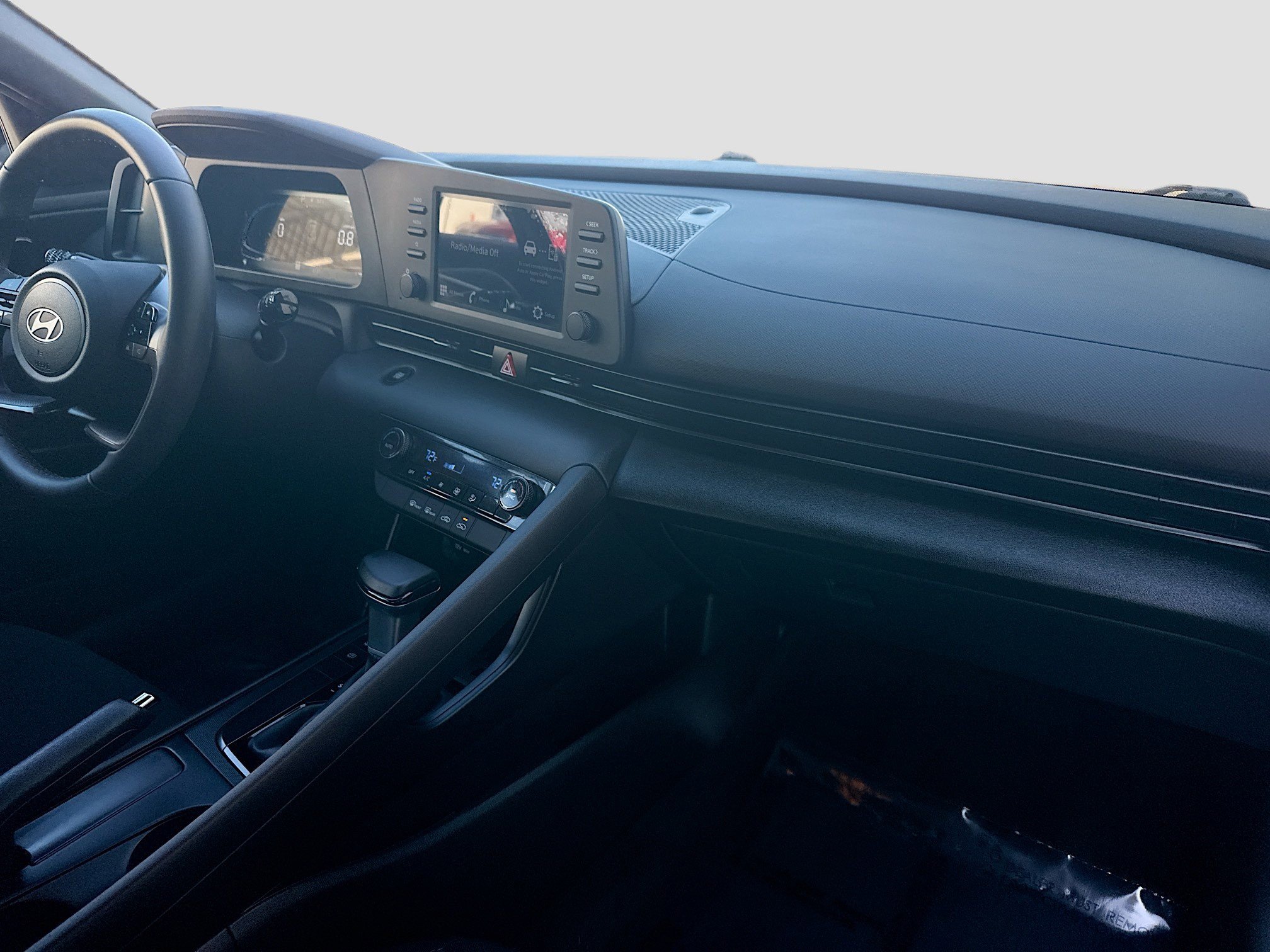 Used 2025 Hyundai Elantra Sport image 29