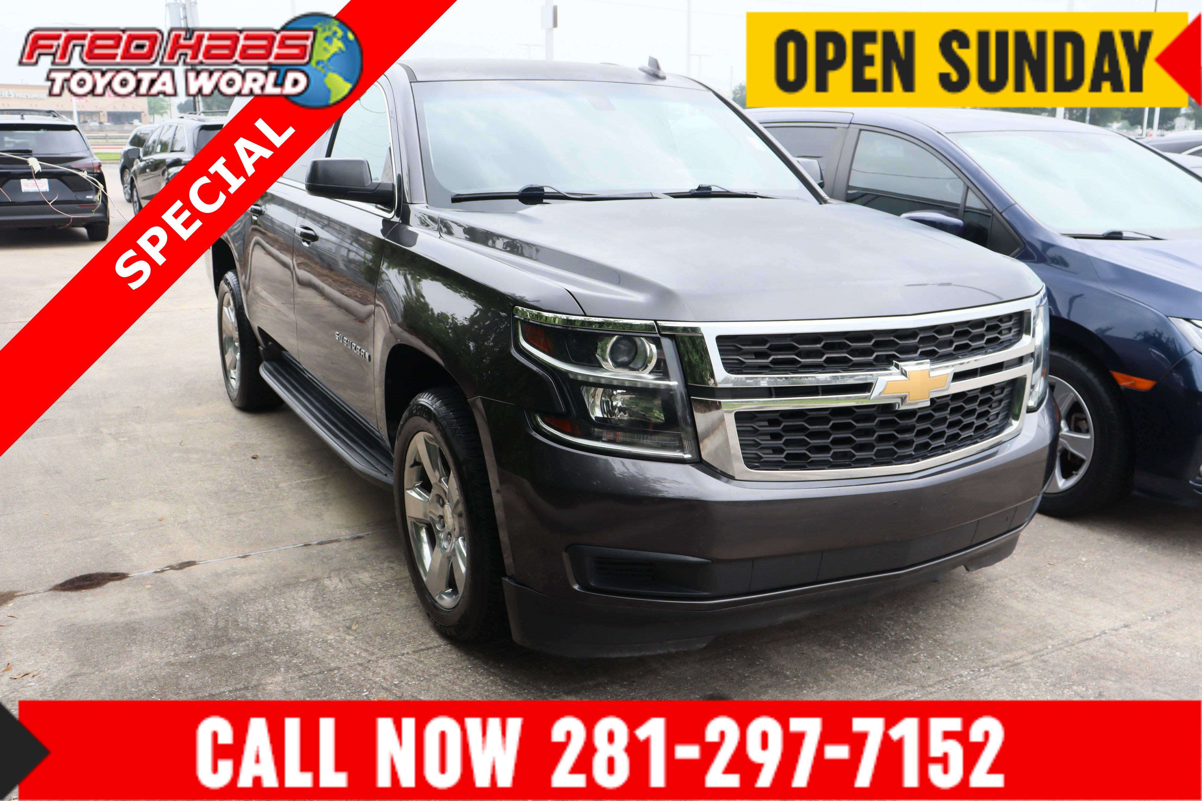 Used 2017 Chevrolet Suburban LS RWD image 1