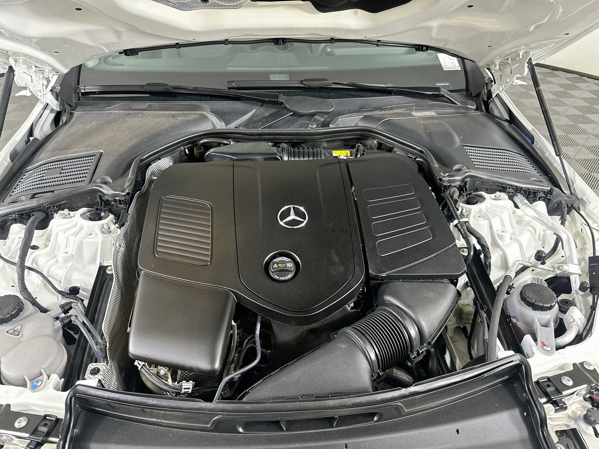 Used 2023 Mercedes-Benz C 300 Sedan image 34