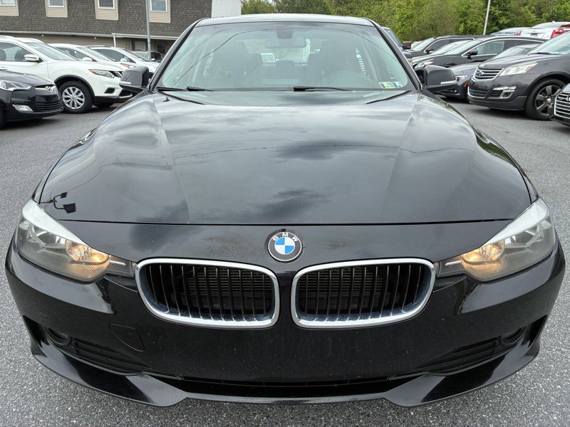 Used 2013 BMW 320i xDrive Sedan AWD/4WD image 2